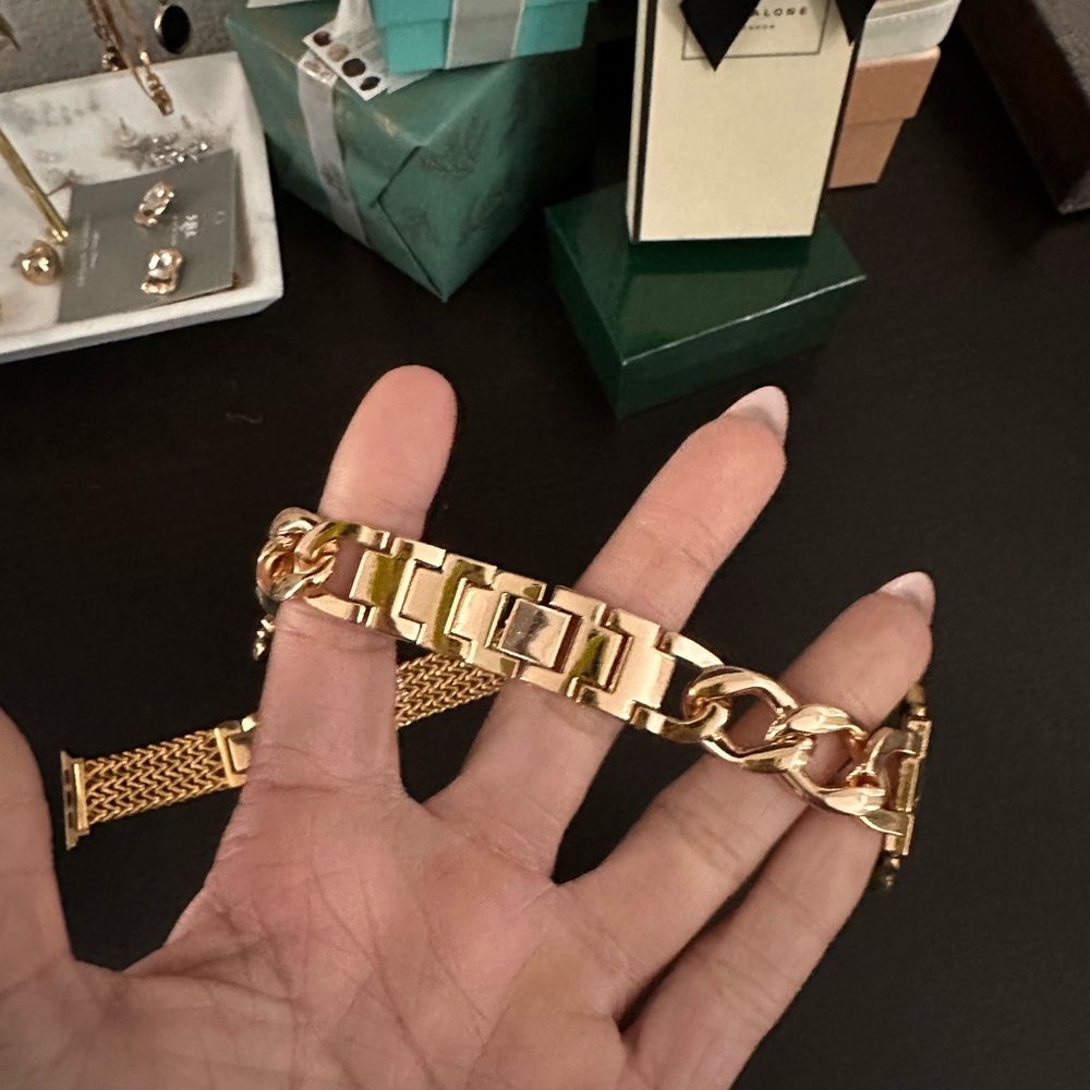 Gold. Apple Watch Bands.